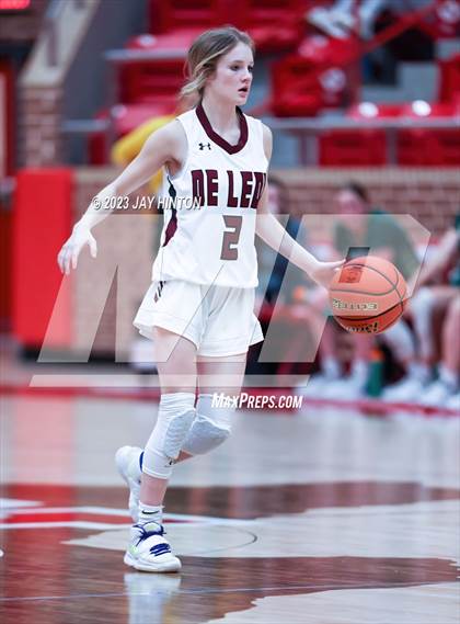 Thumbnail 3 in Valley Mills vs. De Leon photogallery.