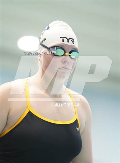 Thumbnail 2 in Fraser vs. Mott (Titan Relays) photogallery.