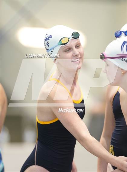 Thumbnail 1 in Fraser vs. Mott (Titan Relays) photogallery.