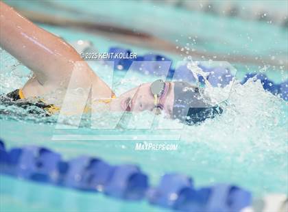 Thumbnail 3 in Fraser vs. Mott (Titan Relays) photogallery.