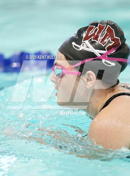 Thumbnail 3 in Fraser vs. Mott (Titan Relays) photogallery.