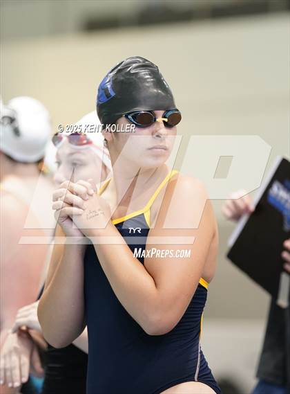 Thumbnail 1 in Fraser vs. Mott (Titan Relays) photogallery.