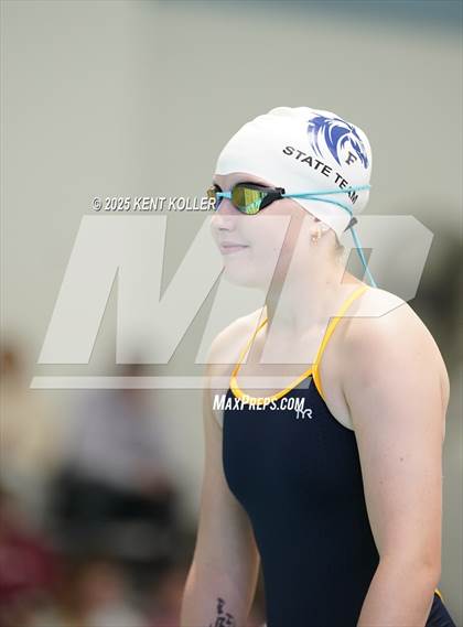 Thumbnail 2 in Fraser vs. Mott (Titan Relays) photogallery.
