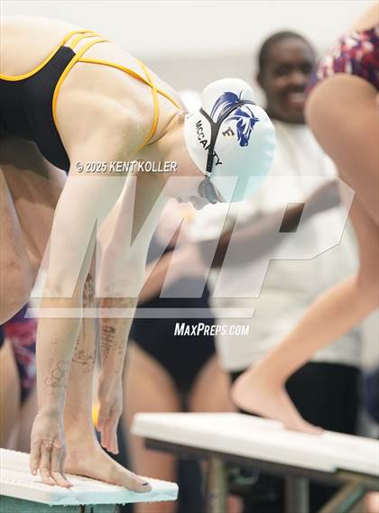 Thumbnail 3 in Fraser vs. Mott (Titan Relays) photogallery.