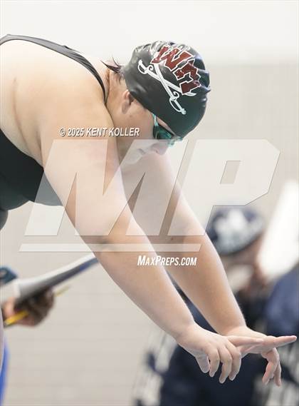 Thumbnail 2 in Fraser vs. Mott (Titan Relays) photogallery.