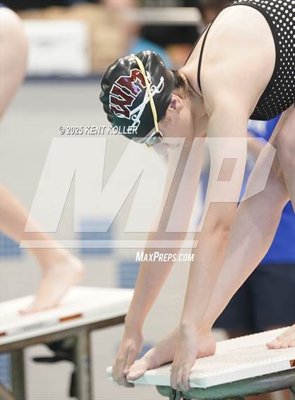Thumbnail 1 in Fraser vs. Mott (Titan Relays) photogallery.