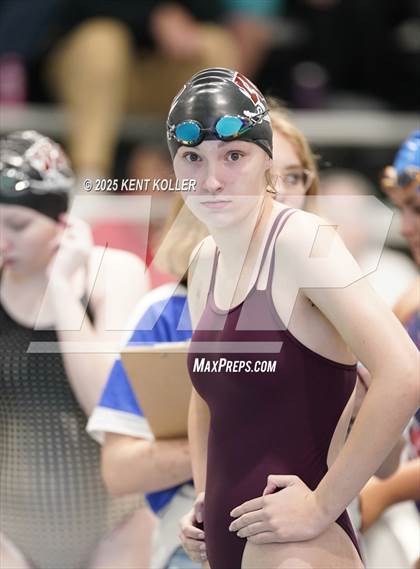 Thumbnail 2 in Fraser vs. Mott (Titan Relays) photogallery.