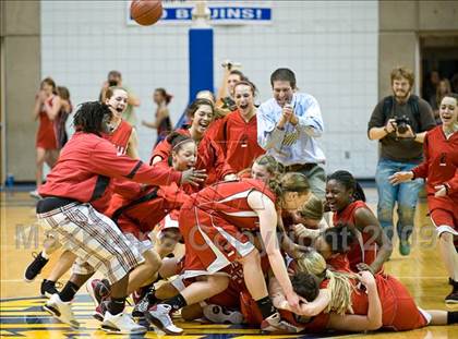Thumbnail 3 in American Fork vs Riverton (Utah 5A State Championship) photogallery.