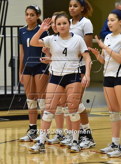 Thumbnail 1 in O'Connor Vs East Central (UIL 6A Bi-District Playoff) photogallery.