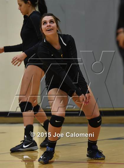 Thumbnail 1 in O'Connor Vs East Central (UIL 6A Bi-District Playoff) photogallery.