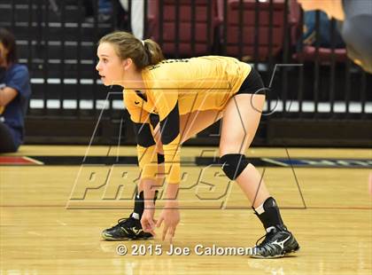 Thumbnail 2 in O'Connor Vs East Central (UIL 6A Bi-District Playoff) photogallery.