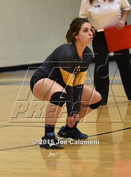 Thumbnail 1 in O'Connor Vs East Central (UIL 6A Bi-District Playoff) photogallery.
