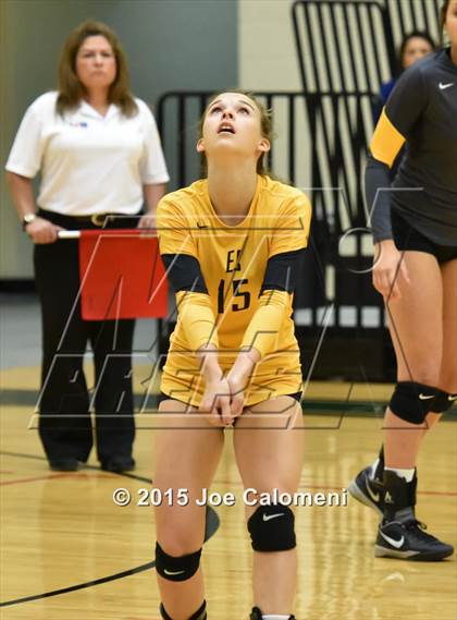 Thumbnail 3 in O'Connor Vs East Central (UIL 6A Bi-District Playoff) photogallery.