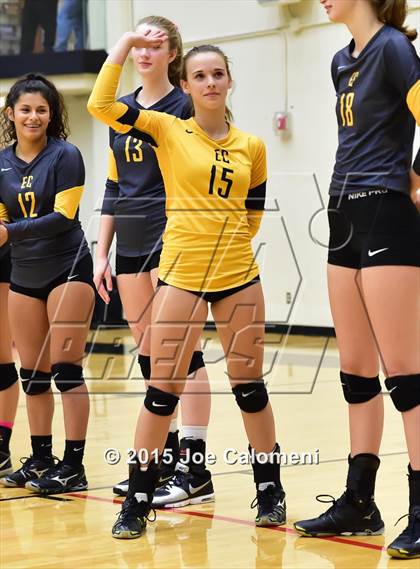 Thumbnail 2 in O'Connor Vs East Central (UIL 6A Bi-District Playoff) photogallery.
