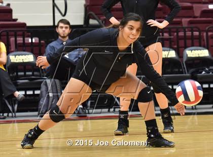 Thumbnail 2 in O'Connor Vs East Central (UIL 6A Bi-District Playoff) photogallery.