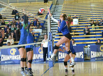 Thumbnail 3 in Branson vs. La Jolla Country Day (CIF State D5 Final) photogallery.