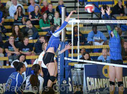 Thumbnail 3 in Branson vs. La Jolla Country Day (CIF State D5 Final) photogallery.