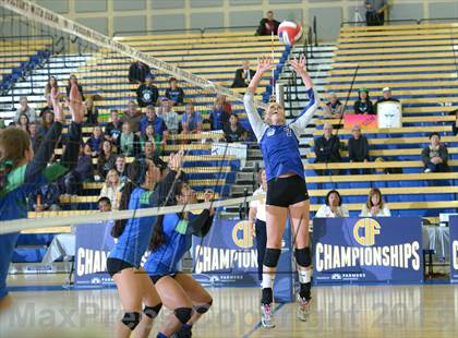 Thumbnail 2 in Branson vs. La Jolla Country Day (CIF State D5 Final) photogallery.