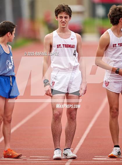Thumbnail 2 in Eagle No Tax Relays (3200M) photogallery.