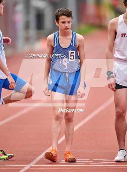 Thumbnail 1 in Eagle No Tax Relays (3200M) photogallery.