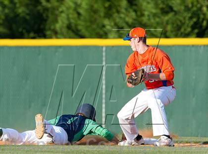 Thumbnail 1 in Marvin Ridge vs Weddington photogallery.