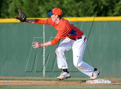 Thumbnail 3 in Marvin Ridge vs Weddington photogallery.