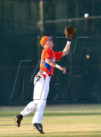 Thumbnail 1 in Marvin Ridge vs Weddington photogallery.
