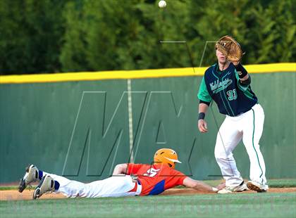 Thumbnail 3 in Marvin Ridge vs Weddington photogallery.