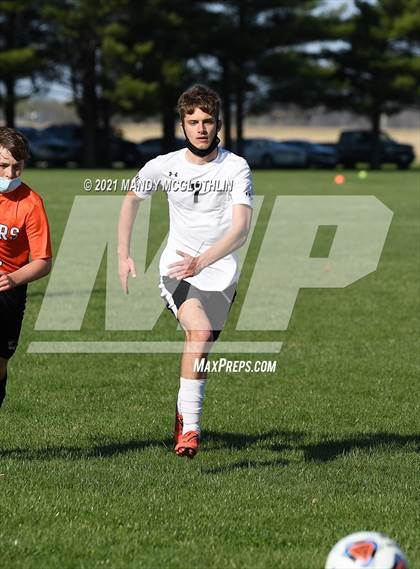 Thumbnail 1 in Roanoke-Benson/Eureka @ Illini Bluffs photogallery.