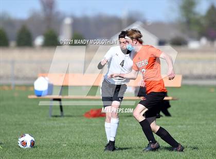 Thumbnail 1 in Roanoke-Benson/Eureka @ Illini Bluffs photogallery.