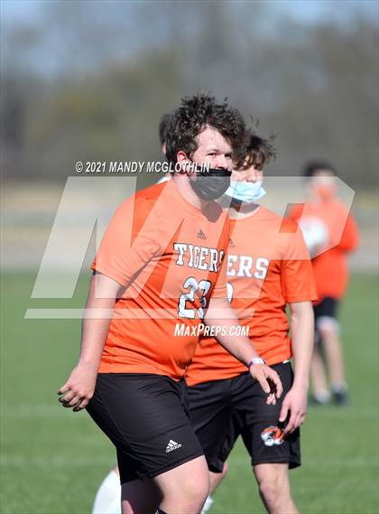Thumbnail 1 in Roanoke-Benson/Eureka @ Illini Bluffs photogallery.