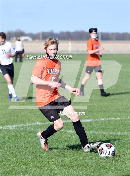 Thumbnail 1 in Roanoke-Benson/Eureka @ Illini Bluffs photogallery.