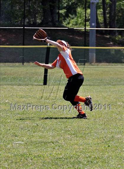 Thumbnail 1 in Morristown-Hamblen West vs Pigeon Forge photogallery.
