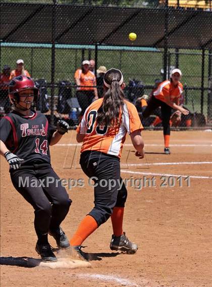 Thumbnail 1 in Morristown-Hamblen West vs Pigeon Forge photogallery.