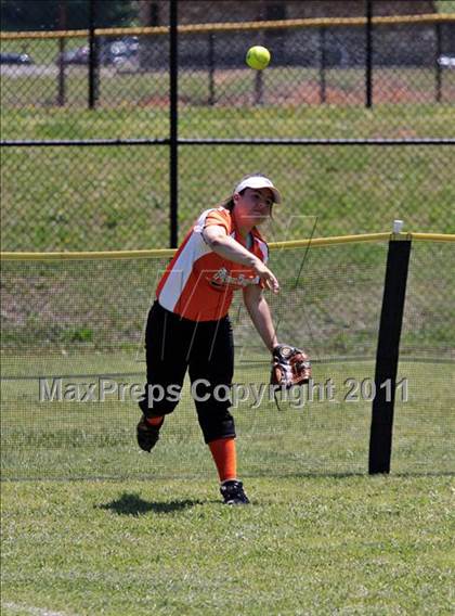 Thumbnail 3 in Morristown-Hamblen West vs Pigeon Forge photogallery.