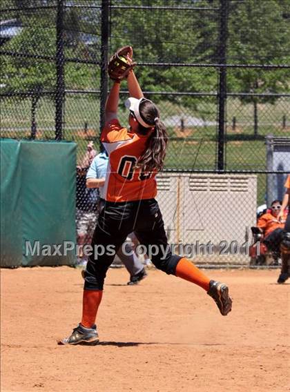 Thumbnail 3 in Morristown-Hamblen West vs Pigeon Forge photogallery.