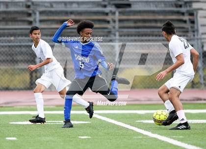 Thumbnail 2 in El Camino Real vs. Palisades (CIF LACS Playoffs) photogallery.