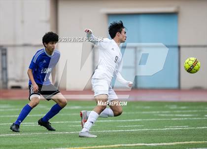 Thumbnail 3 in El Camino Real vs. Palisades (CIF LACS Playoffs) photogallery.