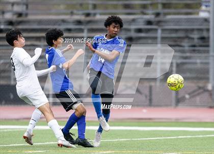Thumbnail 3 in El Camino Real vs. Palisades (CIF LACS Playoffs) photogallery.