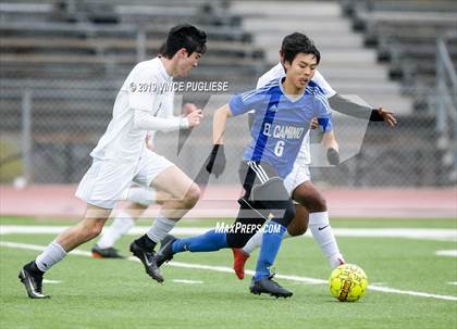 Thumbnail 3 in El Camino Real vs. Palisades (CIF LACS Playoffs) photogallery.