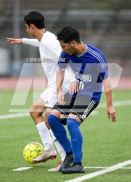Thumbnail 2 in El Camino Real vs. Palisades (CIF LACS Playoffs) photogallery.