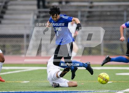 Thumbnail 3 in El Camino Real vs. Palisades (CIF LACS Playoffs) photogallery.