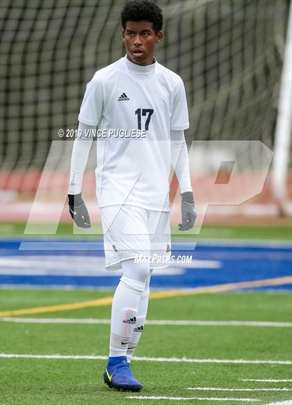 Thumbnail 2 in El Camino Real vs. Palisades (CIF LACS Playoffs) photogallery.