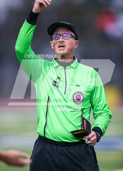 Thumbnail 1 in El Camino Real vs. Palisades (CIF LACS Playoffs) photogallery.