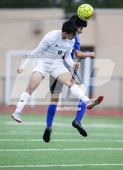 Thumbnail 3 in El Camino Real vs. Palisades (CIF LACS Playoffs) photogallery.
