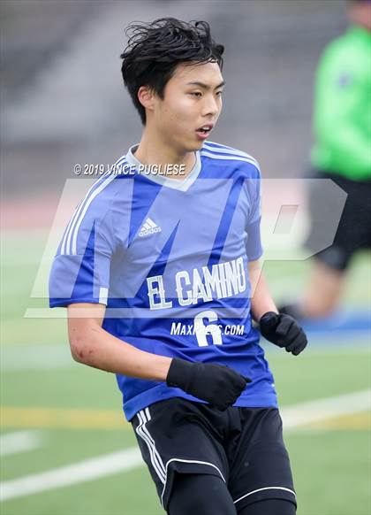 Thumbnail 1 in El Camino Real vs. Palisades (CIF LACS Playoffs) photogallery.