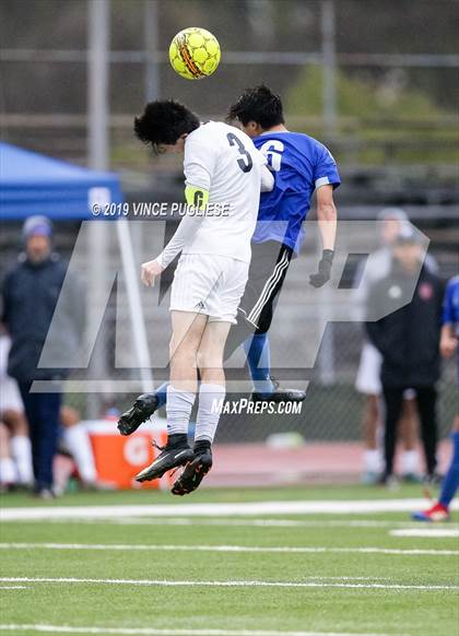 Thumbnail 1 in El Camino Real vs. Palisades (CIF LACS Playoffs) photogallery.