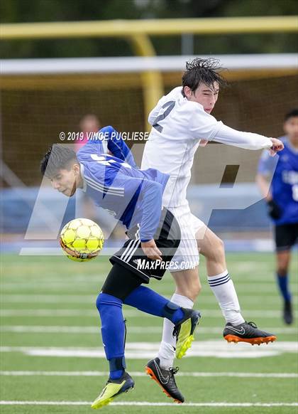 Thumbnail 1 in El Camino Real vs. Palisades (CIF LACS Playoffs) photogallery.