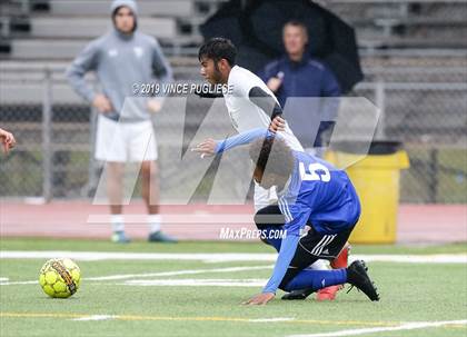 Thumbnail 1 in El Camino Real vs. Palisades (CIF LACS Playoffs) photogallery.