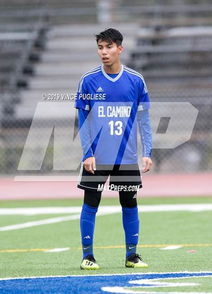 Thumbnail 3 in El Camino Real vs. Palisades (CIF LACS Playoffs) photogallery.